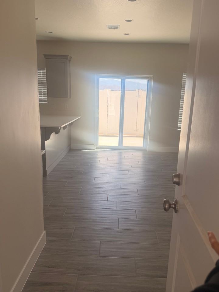 51 Sw #28 - Photo 3 of 20