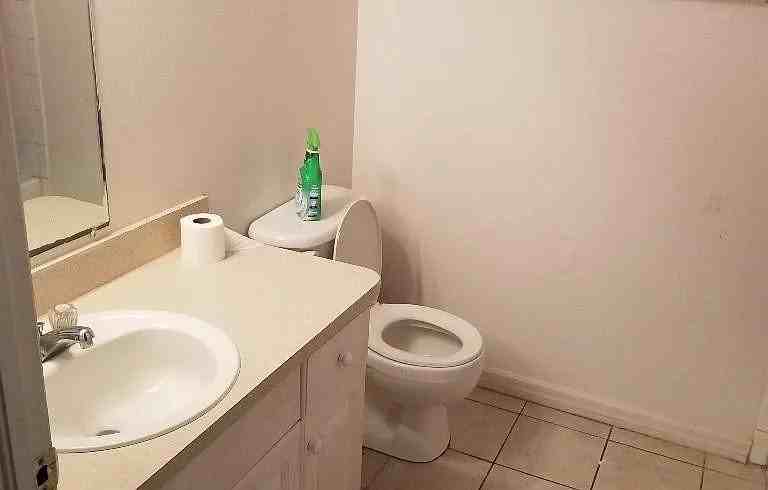980 13th Ave S - Photo 4 of 6