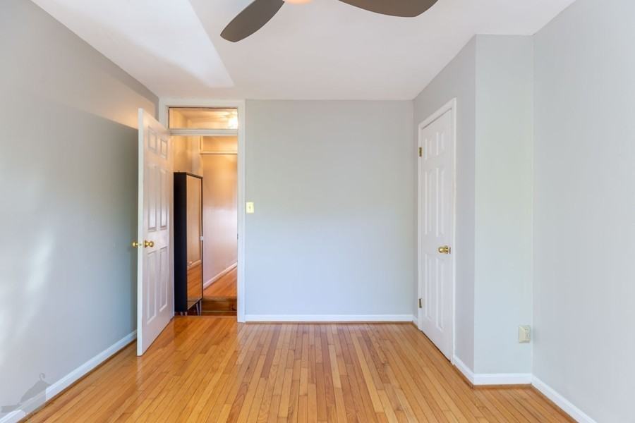 1533 Marion St Nw - Photo 5 of 38
