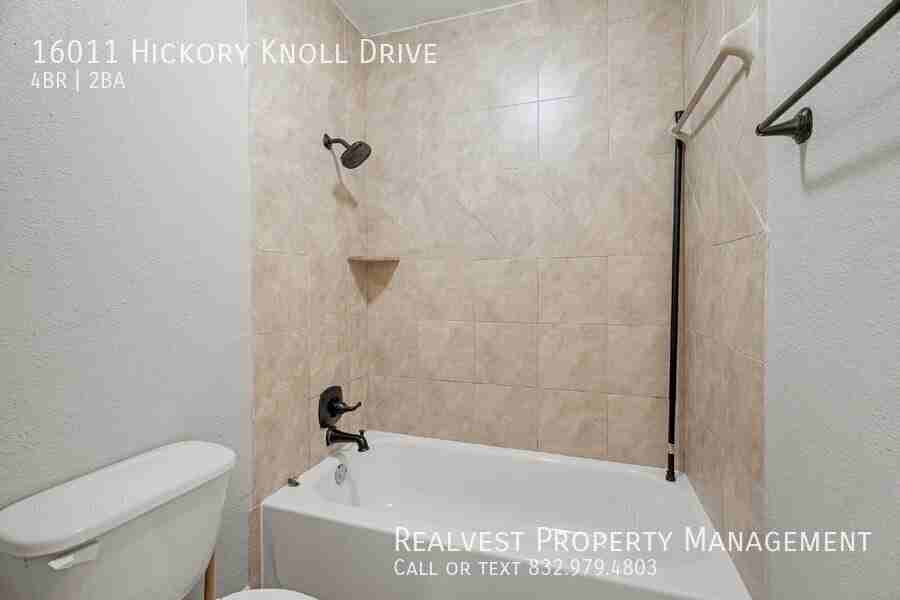 16011 Hickory Knoll Dr - Photo 3 of 21