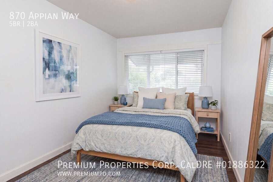 870 Appian Way - Photo 4 of 48