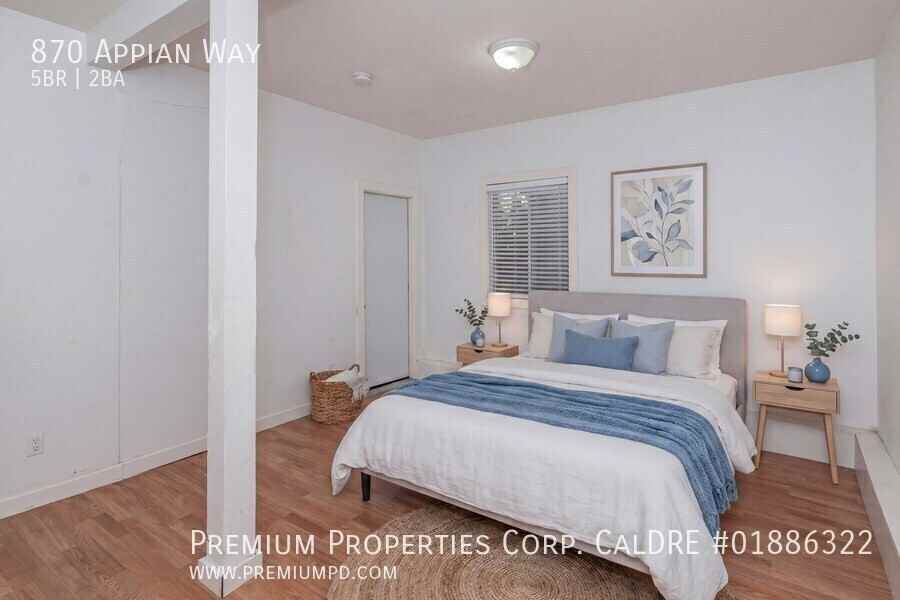 870 Appian Way - Photo 5 of 48