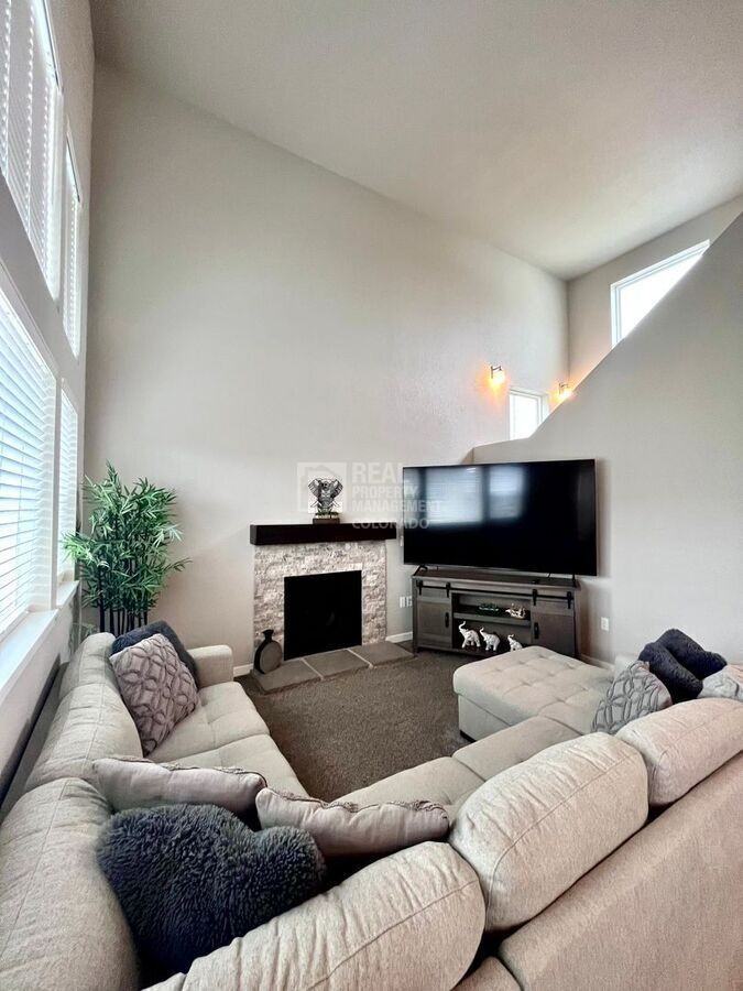 4938 Wolf Moon Dr - Photo 4 of 34