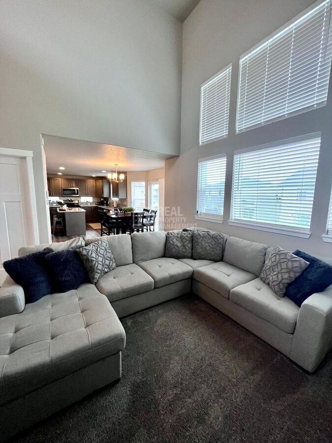 4938 Wolf Moon Dr - Photo 6 of 34