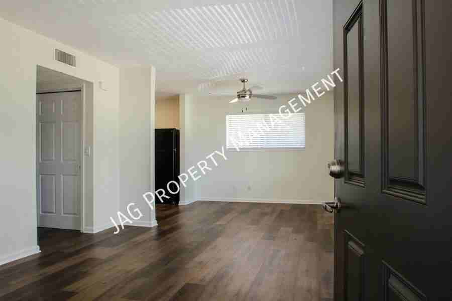1426 Berrier St - Photo 3 of 31