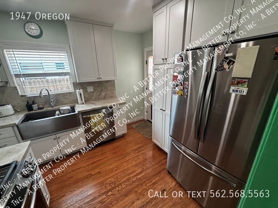 1947 Oregon Ave - Photo 6 of 25