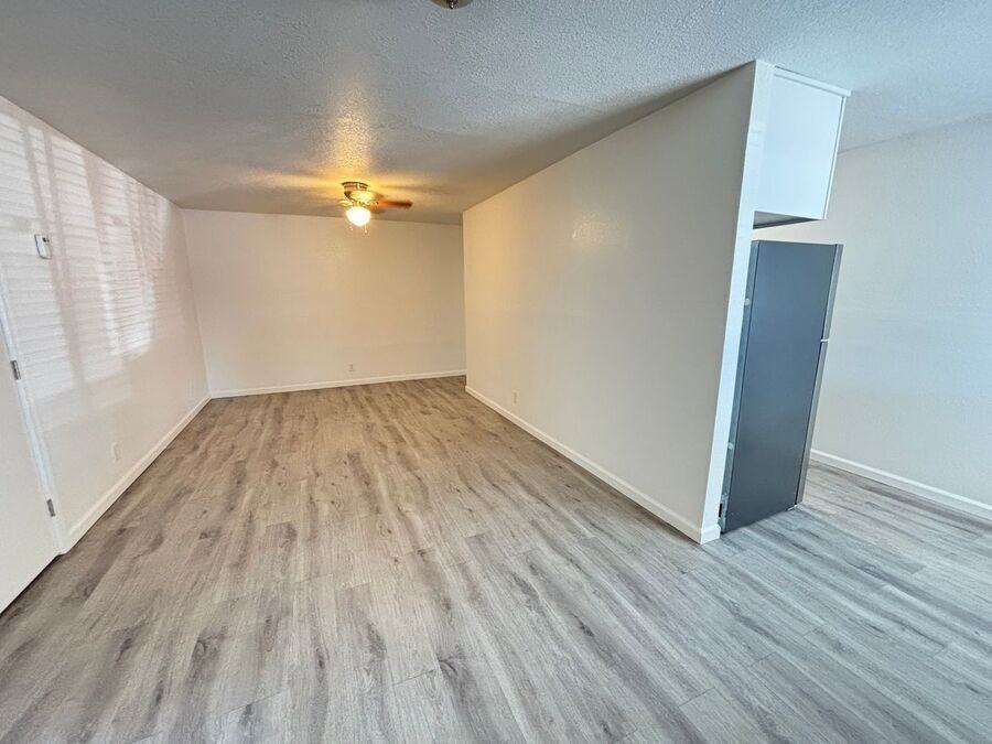 2227 Bonar St #D - Photo 7 of 21
