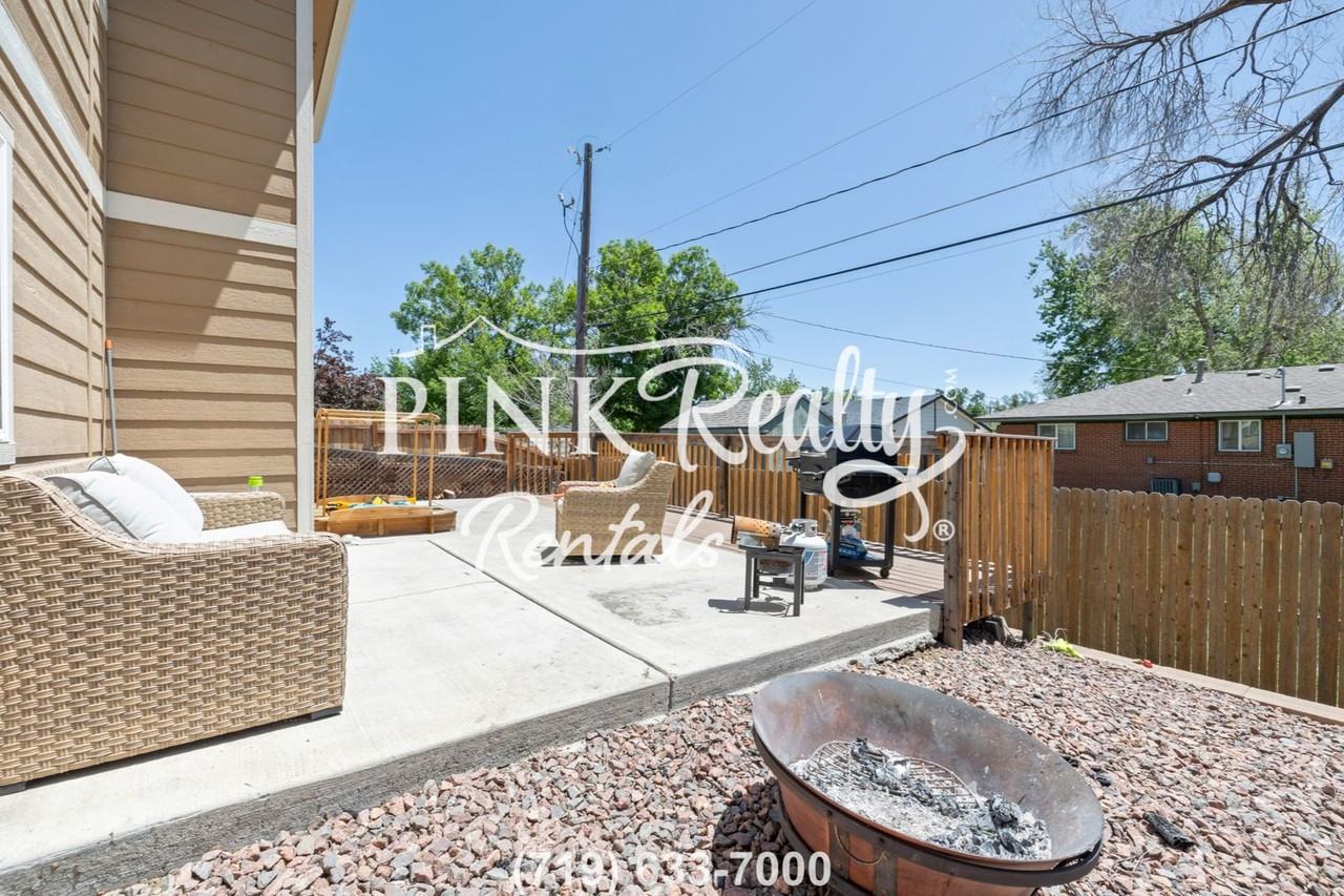4051 Silver Star Grv - Photo 4 of 34