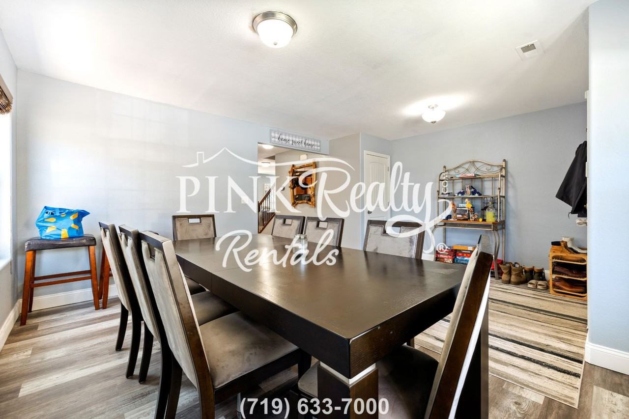 4051 Silver Star Grv - Photo 7 of 34