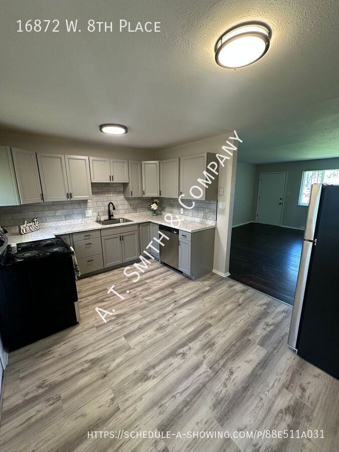 16872 W 8th Pl - Photo 3 of 9