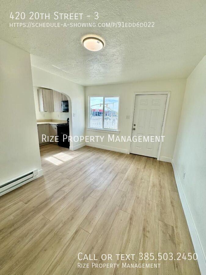 420 20th St #3 - Photo 6 of 10