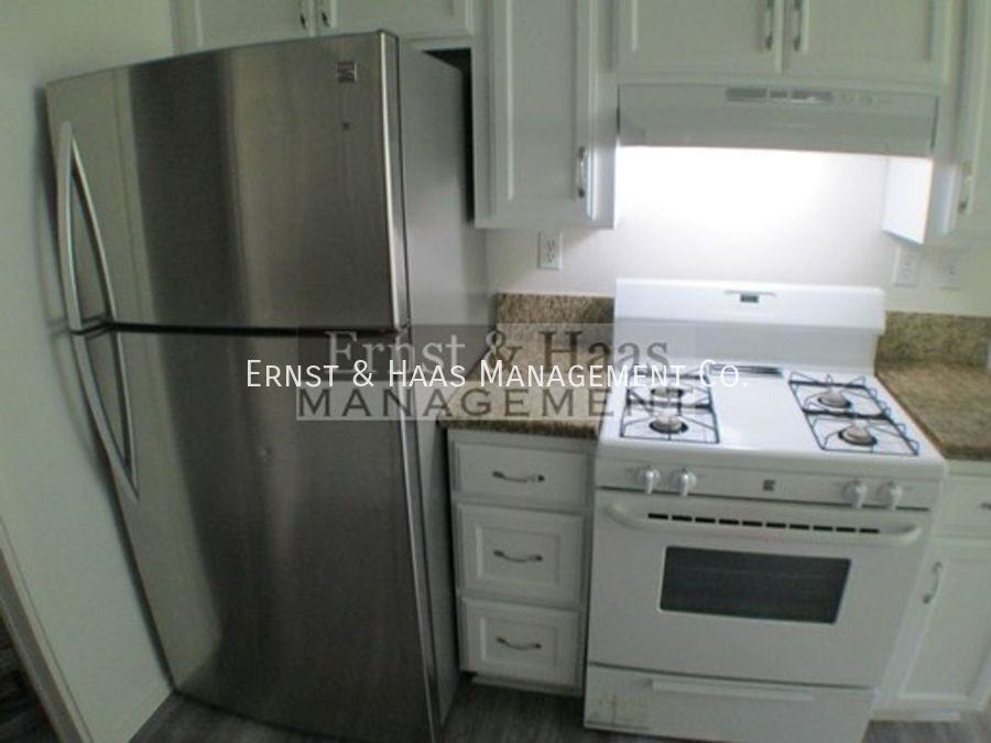1121 Obispo Ave #103 - Photo 6 of 24