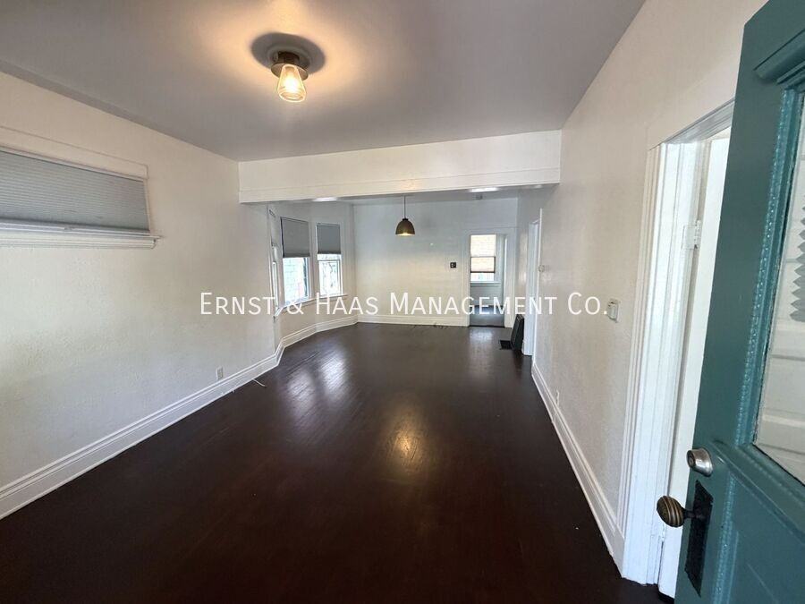 209 Linden Ave - Photo 3 of 17