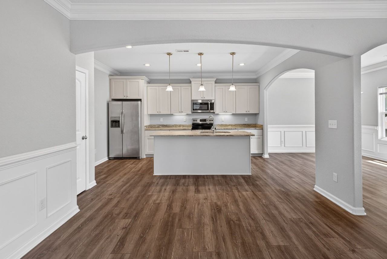 615 Roland Dr #1 - Photo 5 of 30