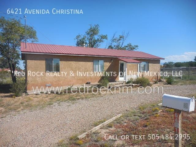 6421 Avenida Christina - Photo 2 of 19