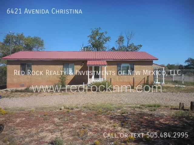6421 Avenida Christina - Photo 3 of 19
