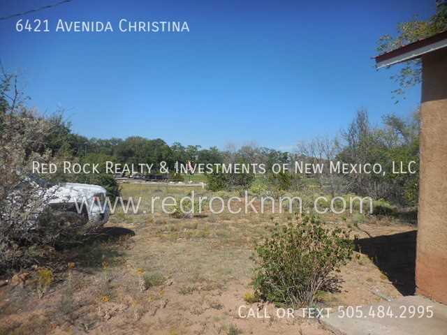 6421 Avenida Christina - Photo 5 of 19