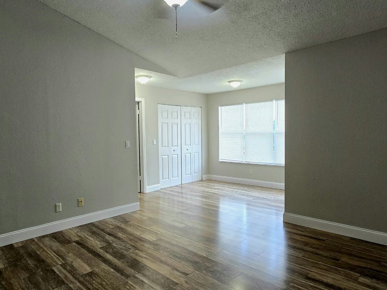 4630 Commander Drive, Unit 1038 - Photo 5 of 24