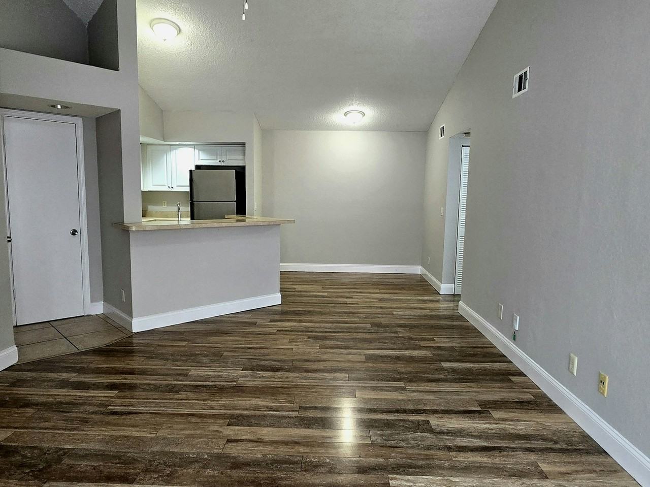 4630 Commander Drive, Unit 1038 - Photo 7 of 24