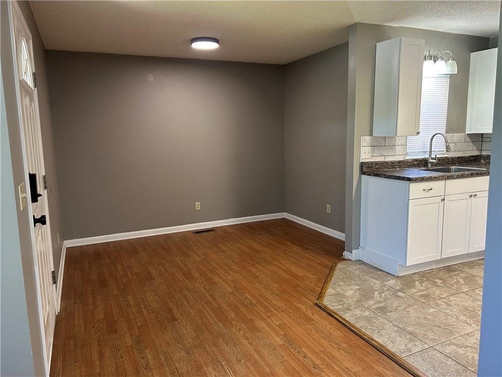 248 E Jo Ave - Photo 4 of 10