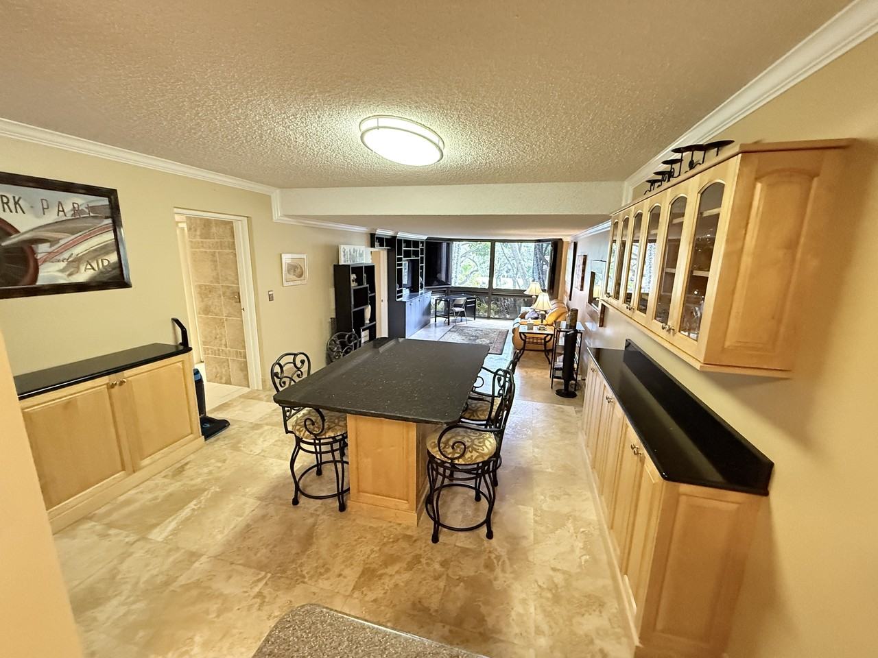 511 Hahaione St #1B - Photo 5 of 25