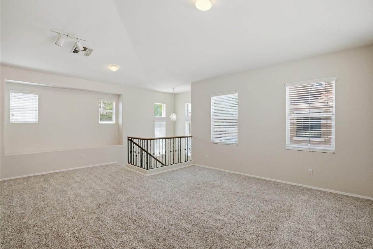 34704 N 30th Ave - Photo 5 of 22