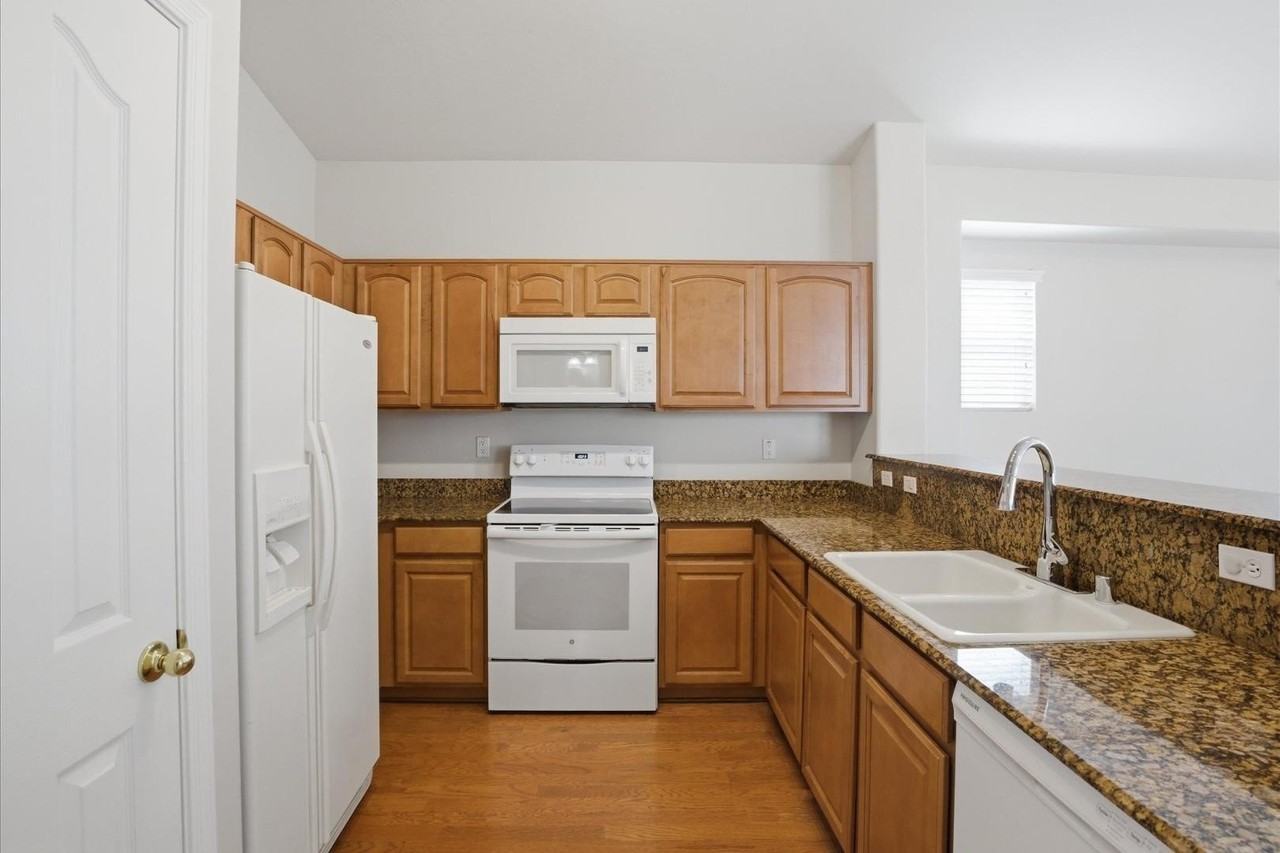34704 N 30th Ave - Photo 7 of 22