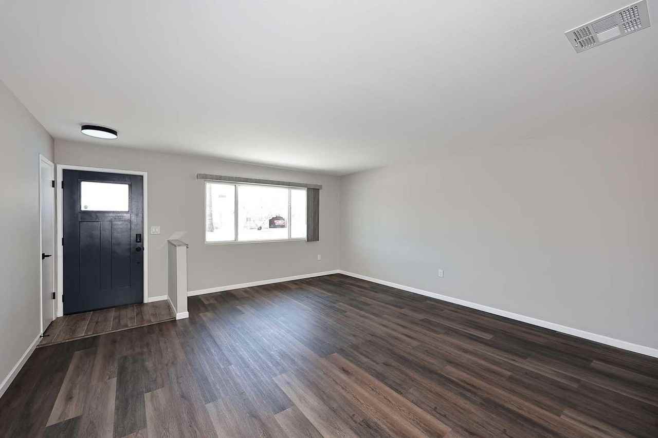 10002 W Tarrytown Ave - Photo 5 of 45