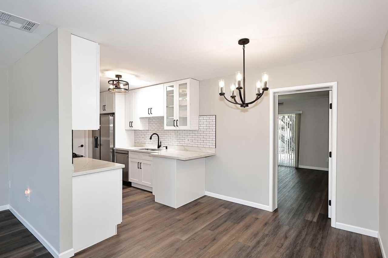 10002 W Tarrytown Ave - Photo 7 of 45