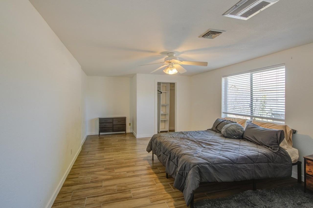 2902 E Diamond Ave - Photo 6 of 39