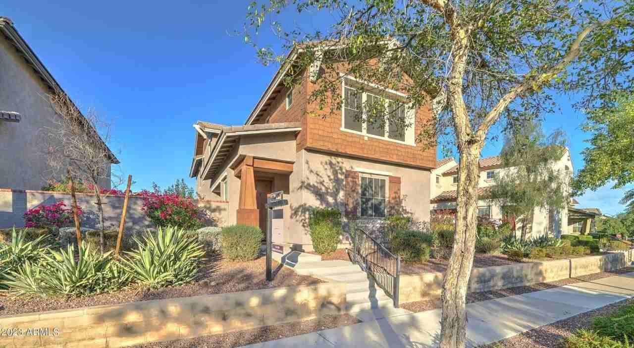 2297 N Alsap Rd - Photo 2 of 33