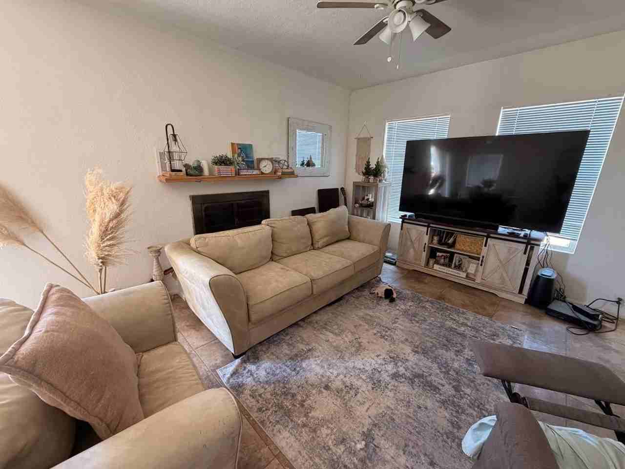 211 S Desoto St - Photo 7 of 21