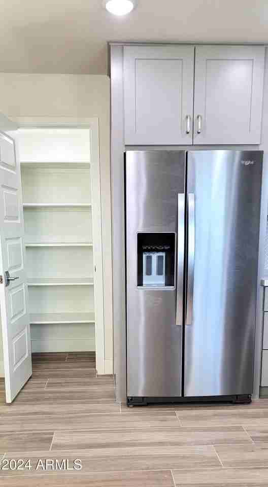 1107 N Wedgewood Dr - Photo 4 of 18