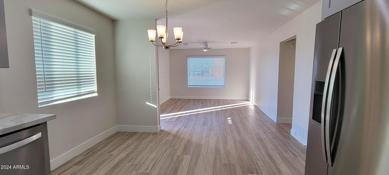 1107 N Wedgewood Dr - Photo 5 of 18