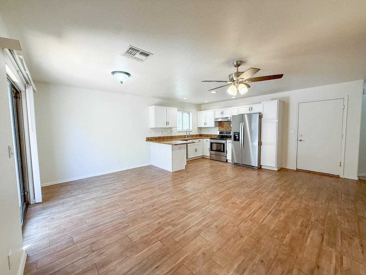 15626 N 29th Way - Photo 4 of 20
