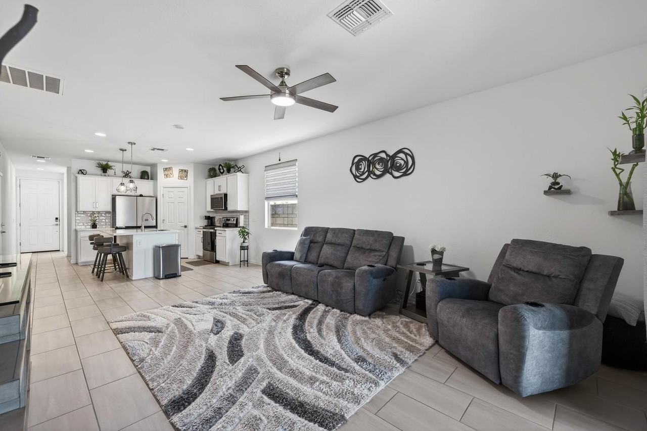 36354 W San Clemente Ave - Photo 3 of 38