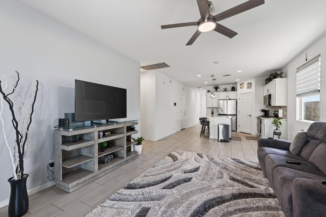 36354 W San Clemente Ave - Photo 4 of 38