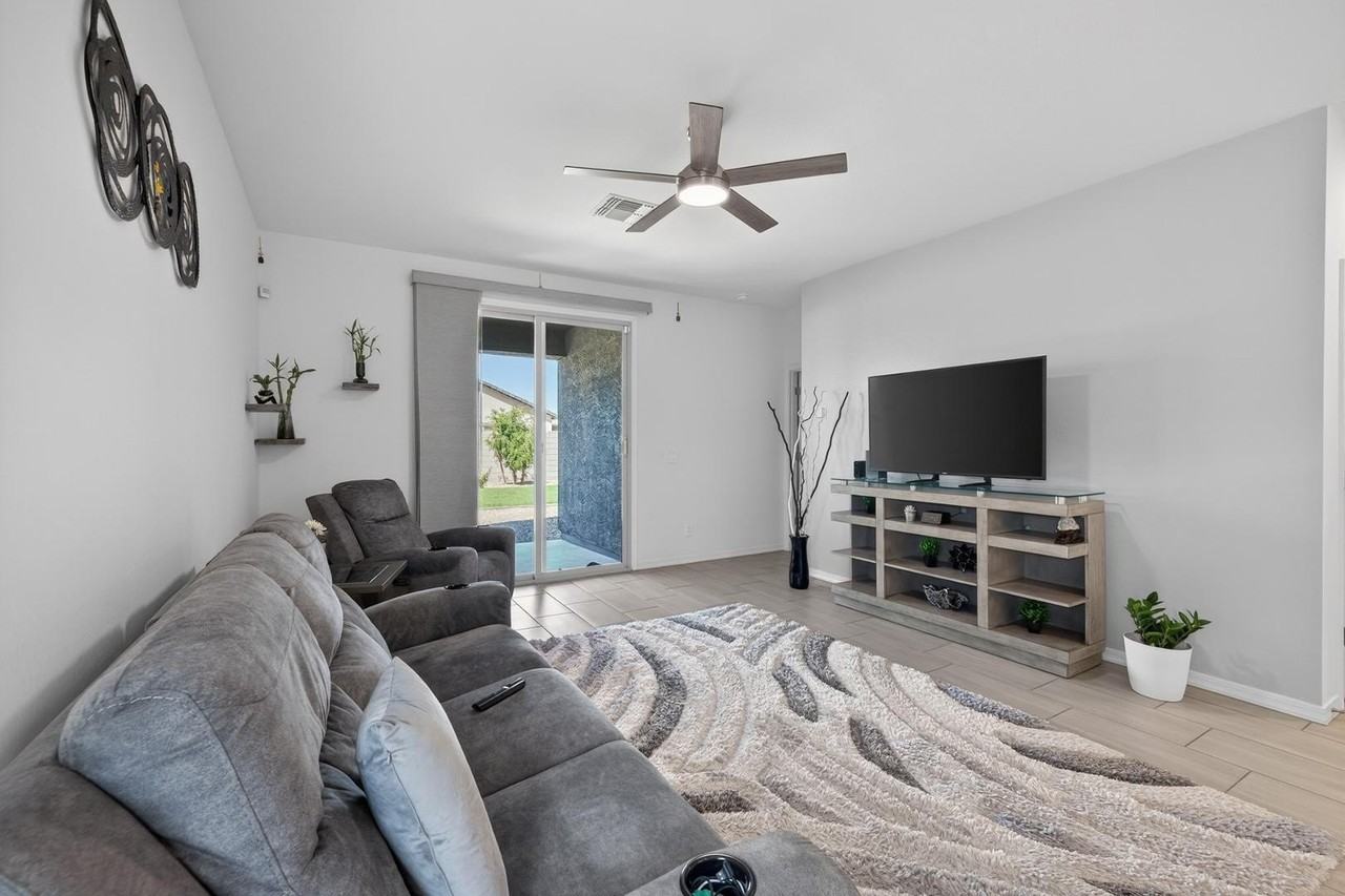 36354 W San Clemente Ave - Photo 6 of 38