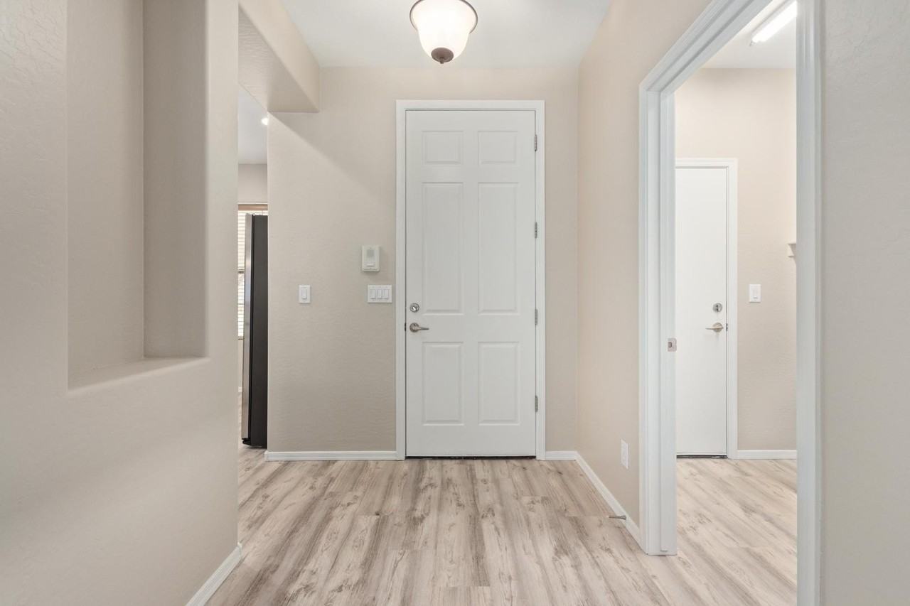3727 W Memorial Dr - Photo 5 of 29