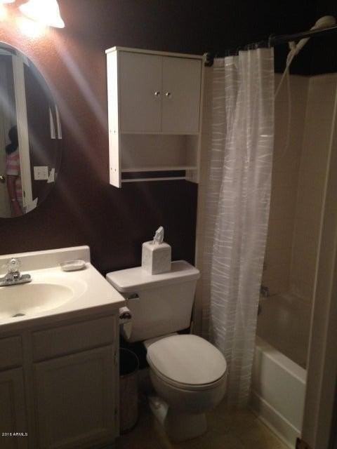 1601 N Saba St #332 - Photo 4 of 11