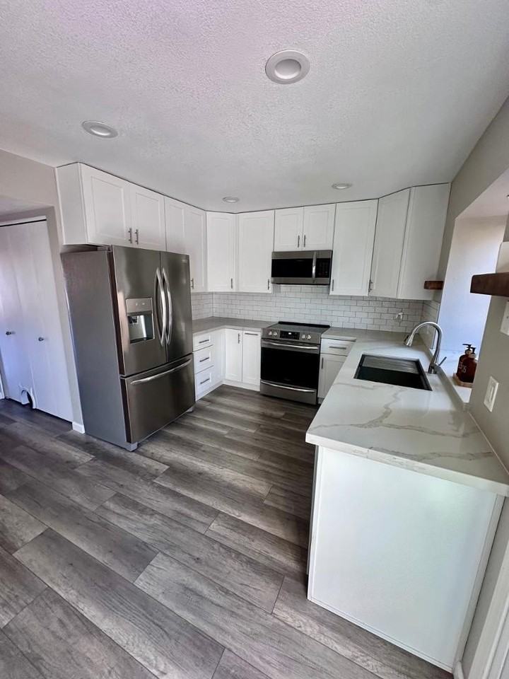 4901 E Kelton Ln #1063 - Photo 4 of 21
