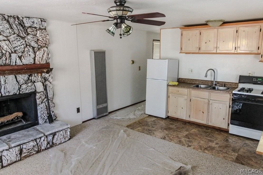595 Vista Ave - Photo 3 of 16