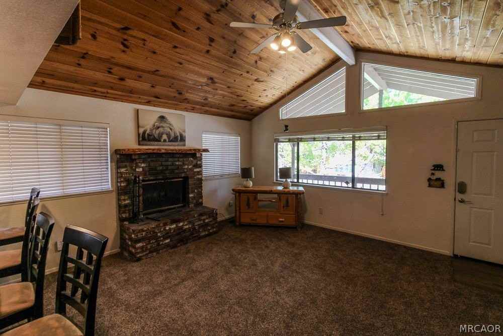 494 Wabash Ln - Photo 3 of 30
