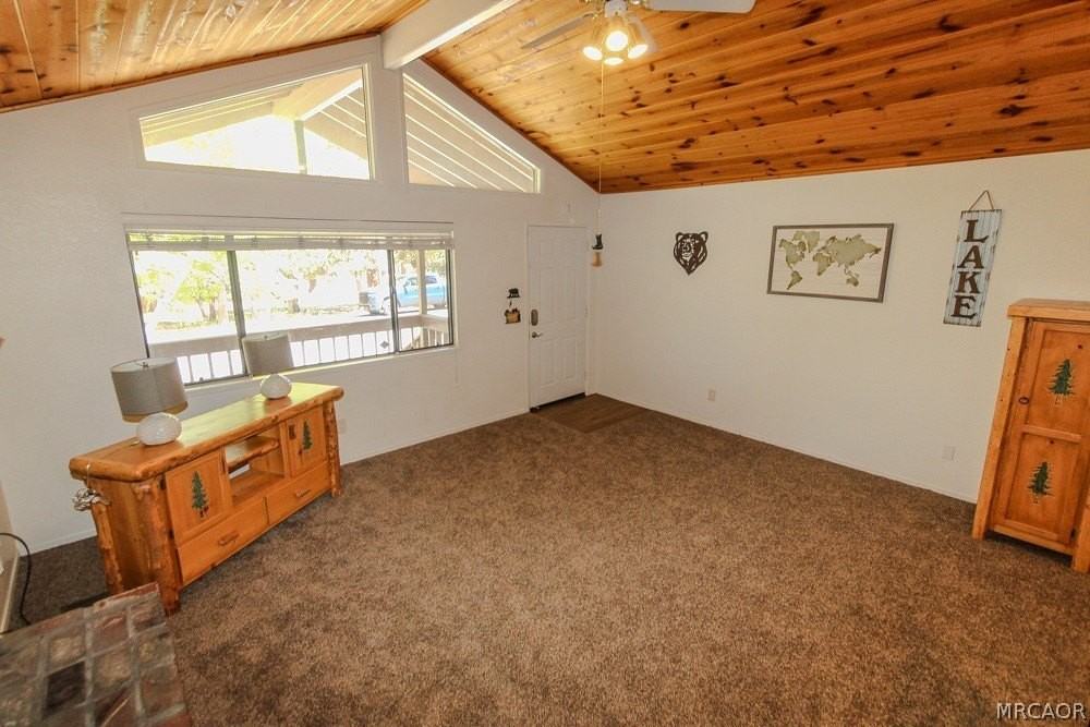 494 Wabash Ln - Photo 4 of 30