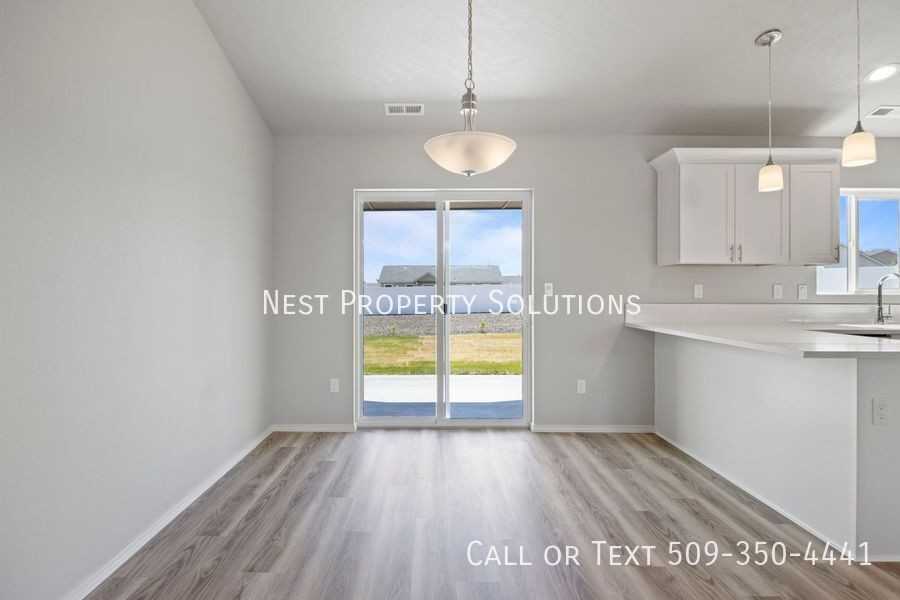 913 N Washington Ct - Photo 6 of 28