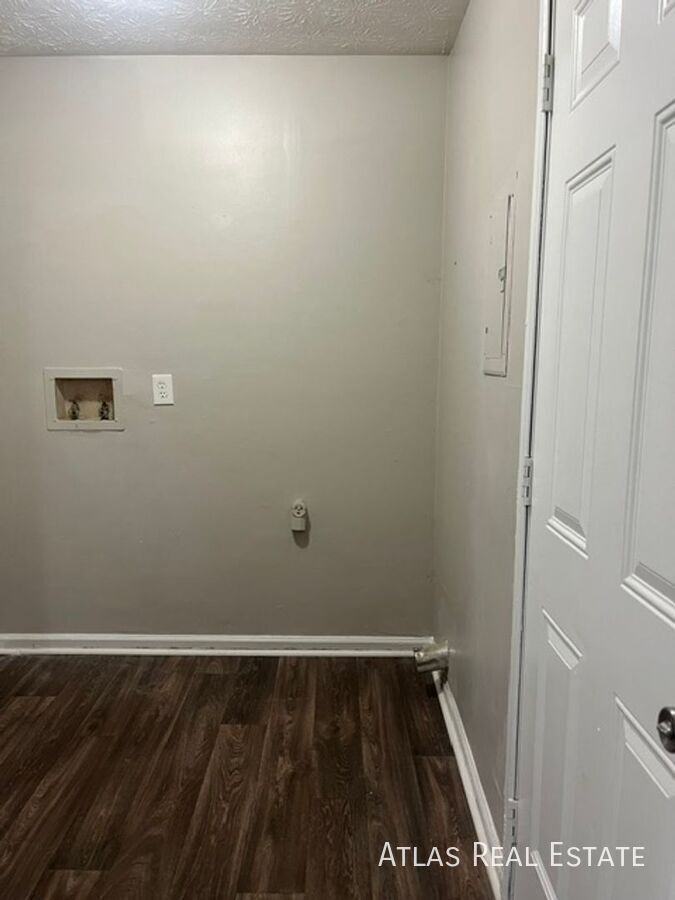 200 N Bluff Rd - Photo 5 of 17