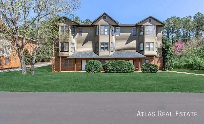 Lexington Hts #400 - Photo 6 of 15