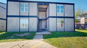 featured image of 806 Oran Cir #G
