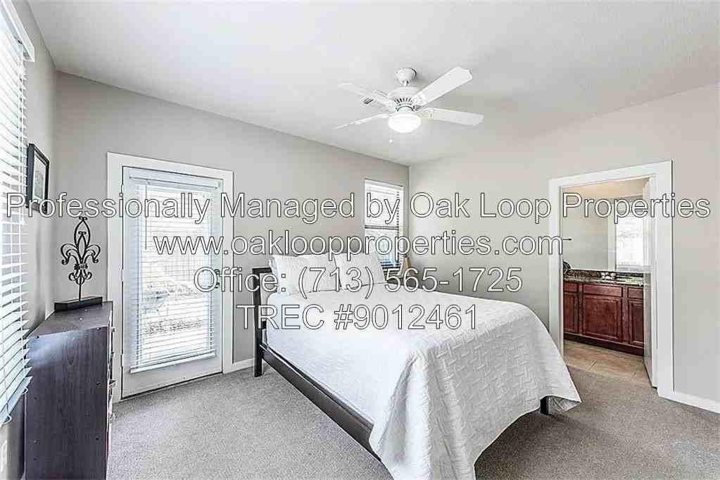 1132 Patterson St - Photo 6 of 21