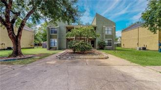 303 Manuel Dr #B - Photo 1 of 1